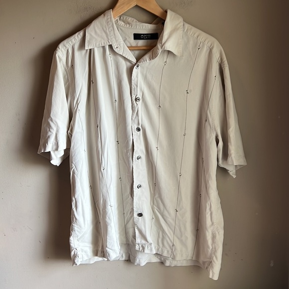 AXIS LA Silk Button Up Wine Glass - Picture 1 of 3